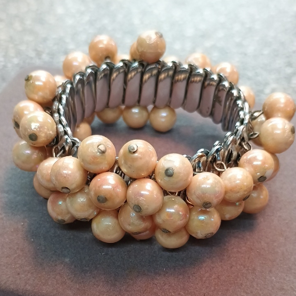 Elegant Peach Beaded Bracelet